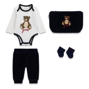Conjunto bebé GUESS de 4 piezas con body de osito, pantalón, patucos y neceser