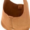 Bolso marrón GUESS de pelo de ante con logotipo metálico dorado