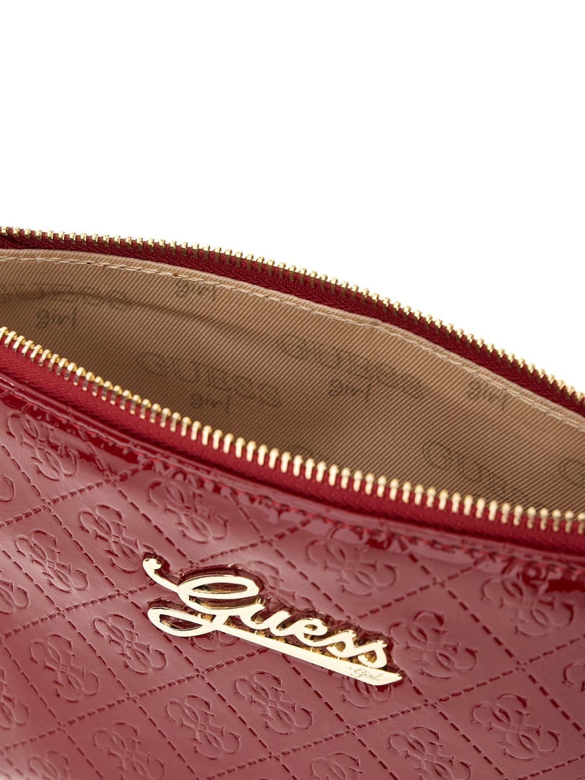 Bolso bandolera GUESS de charol acolchado con logotipos y monedero en forma de corazón