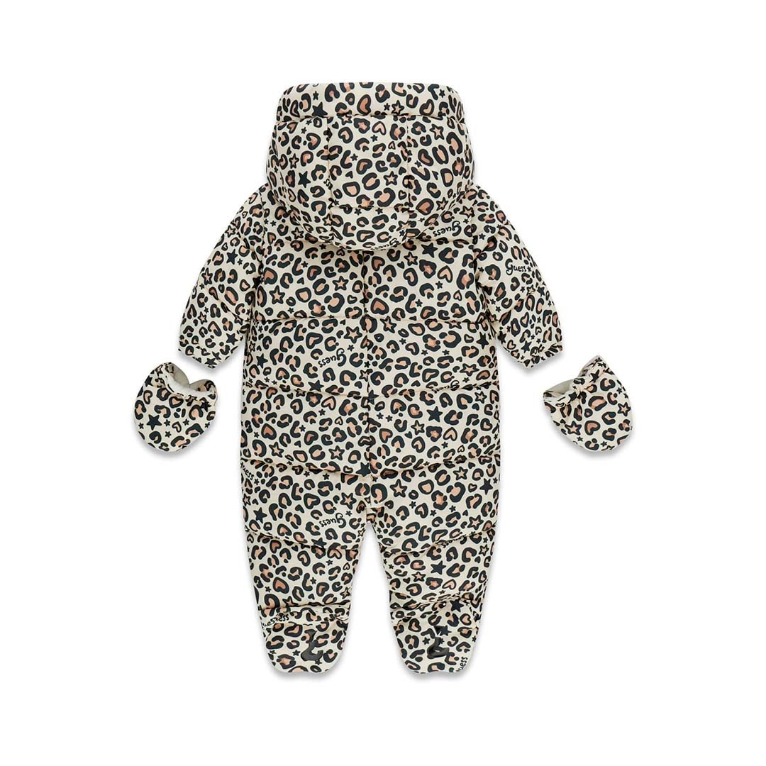 Buzo acolchado de bebé GUESS con estampado integral, capucha y manoplas a juego