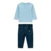 Conjunto bebé GUESS camiseta de osito y pantalón denim Conjunto bebé GUESS con camiseta de manga larga de osito y pantalón efecto denim