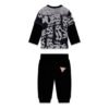 Conjunto bebé GUESS camiseta estampada y pantalón Conjunto bebé GUESS con camiseta de manga larga estampada y pantalón
